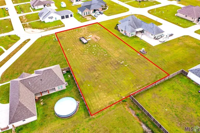 $73,000 | 334 Bouverans Circle, Lockport, LA 70374