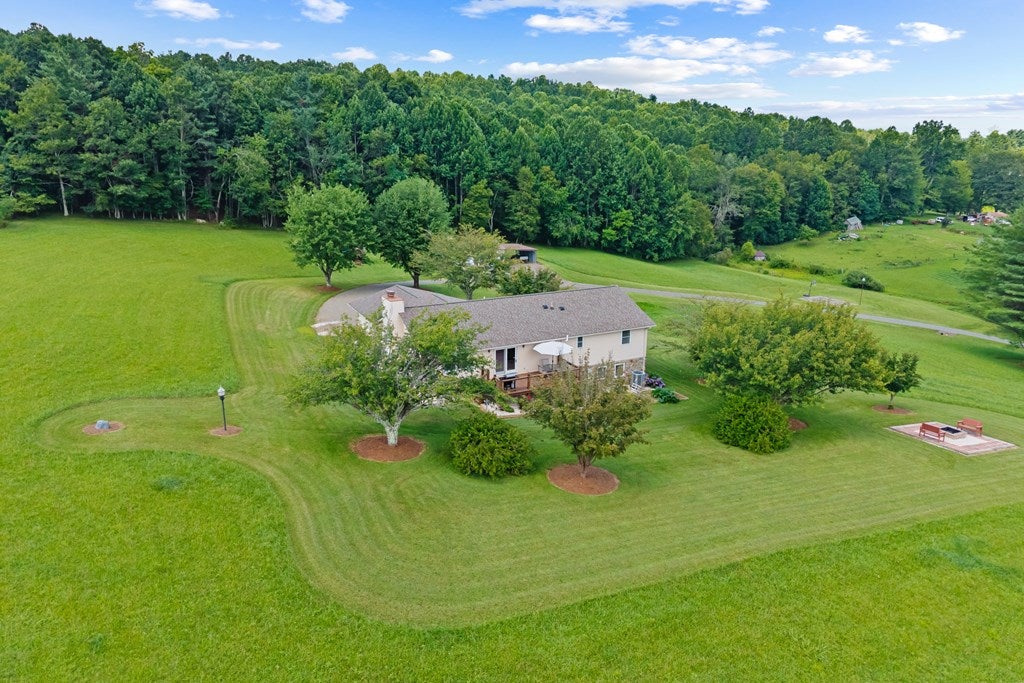 446 Wolfpen Ridge Road Galax, VA 24333 - Photo 4 of 100 Gallery Image 4