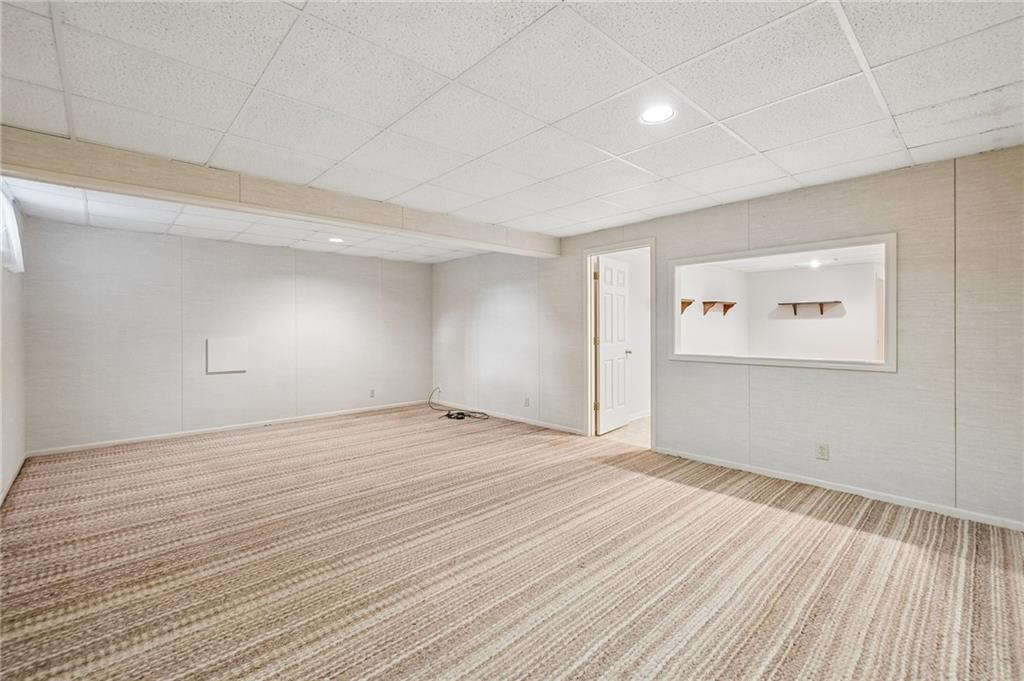 1025 Southeast Bridgehampton Way Lee's Summit, MO 64081 - Photo 27 of 35