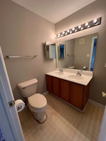 $190,000 | 1514 Thomas Jefferson Court, Unit 1514, Mays Landing, NJ 08330