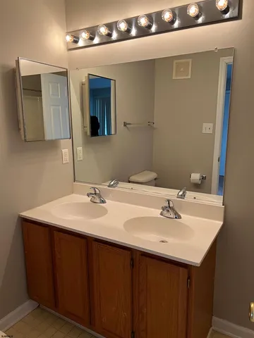 $190,000 | 1514 Thomas Jefferson Court, Unit 1514, Mays Landing, NJ 08330