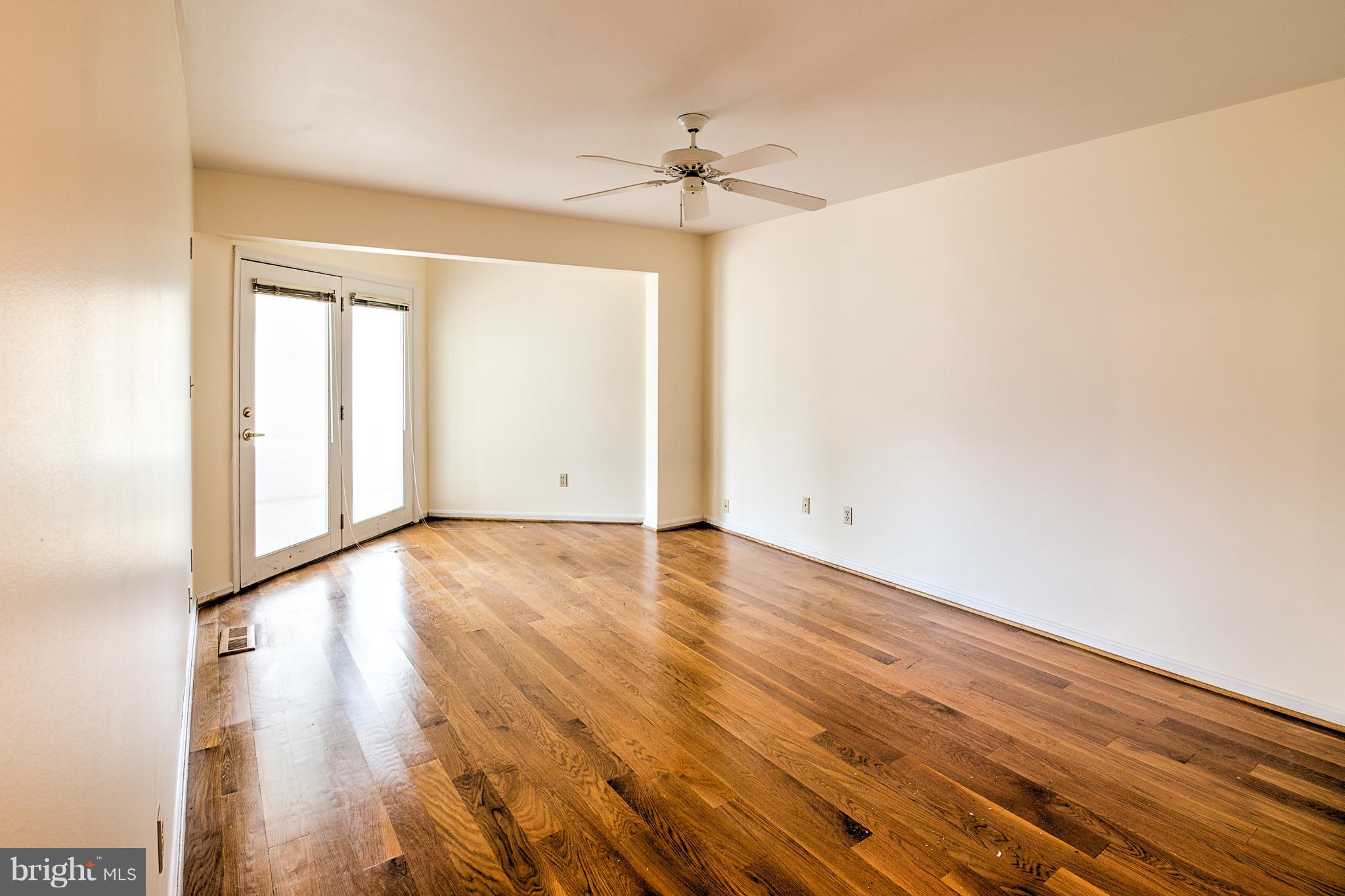 6006 Bridgepointe Drive Chester, MD 21619 - Photo 6 of 12 Bedroom (Master)