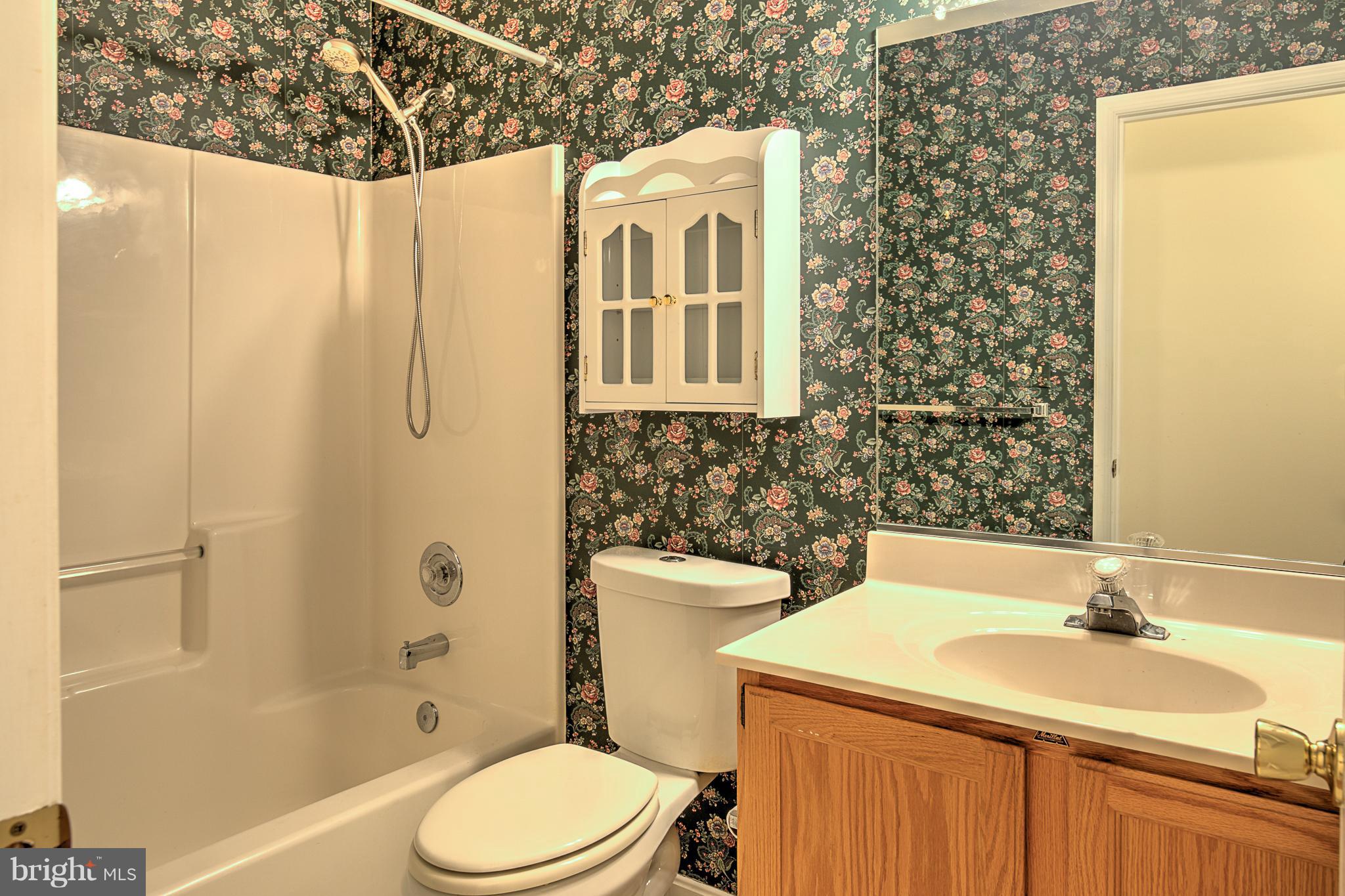 6006 Bridgepointe Drive Chester, MD 21619 - Photo 9 of 12 Bath