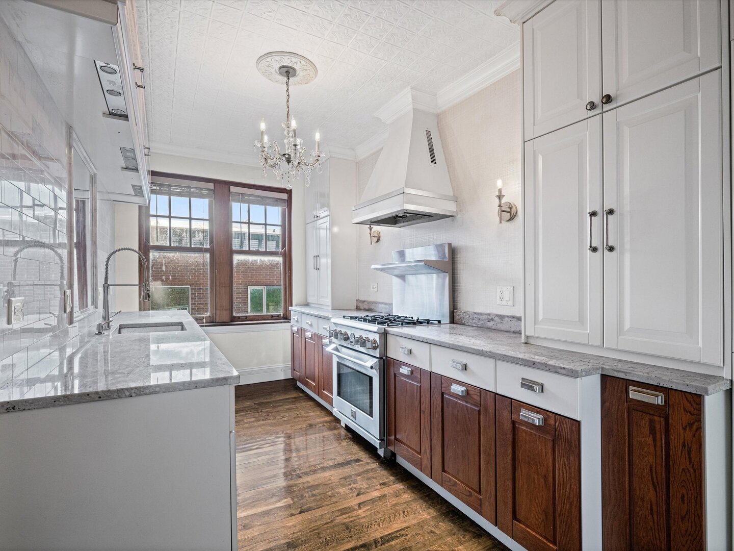 6334 North Sheridan Road, Unit 3F Chicago, IL 60660 - Photo 12 of 34