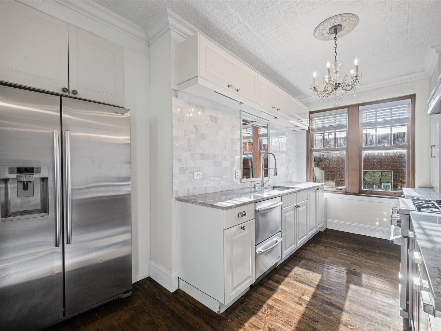 6334 North Sheridan Road, Unit 3F Chicago, IL 60660 - Photo 13 of 34