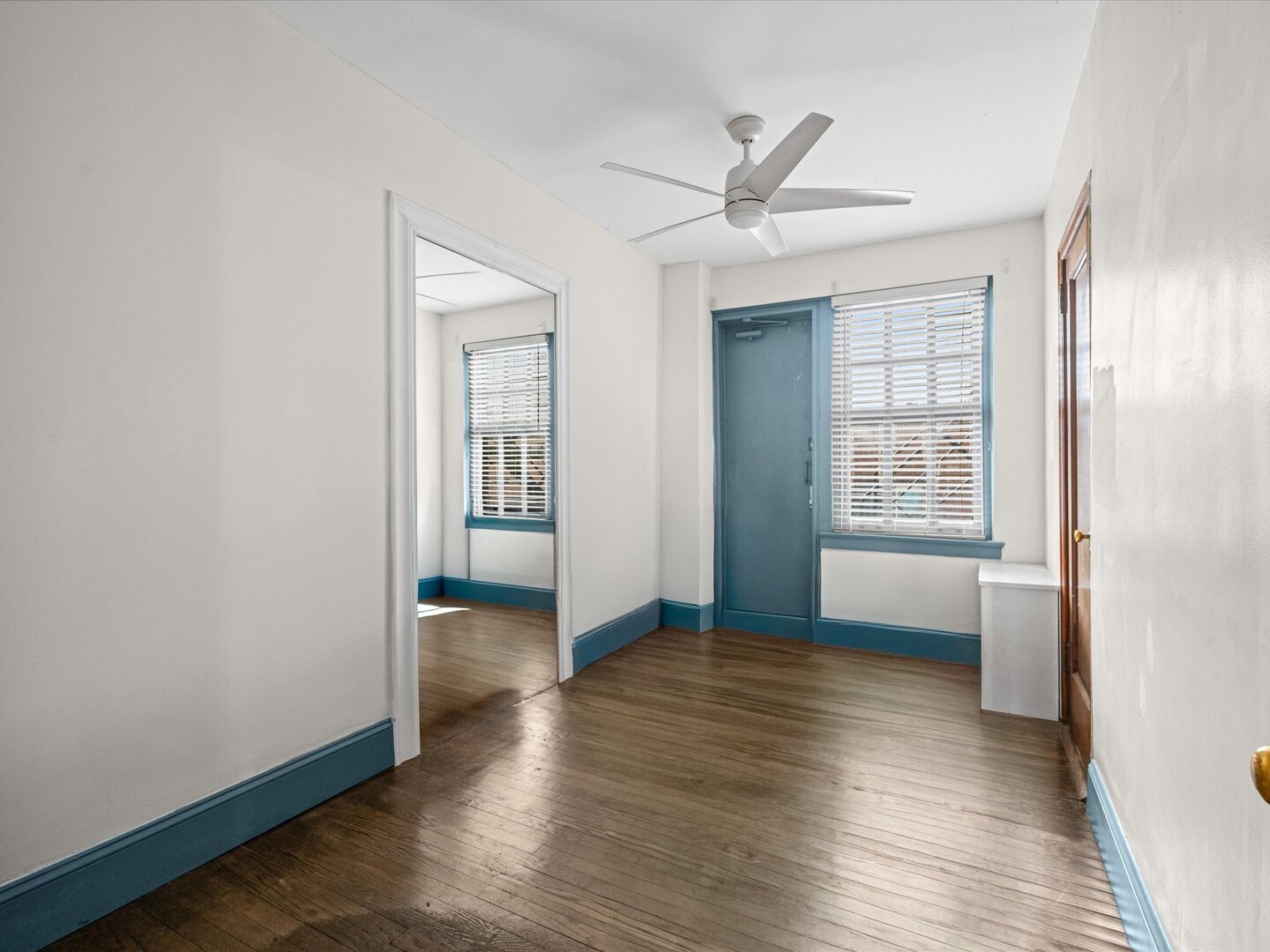 6334 North Sheridan Road, Unit 3F Chicago, IL 60660 - Photo 24 of 34