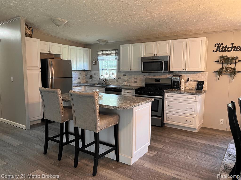 12950 Ward Road Chesaning, MI 48616 - Photo 6 of 28