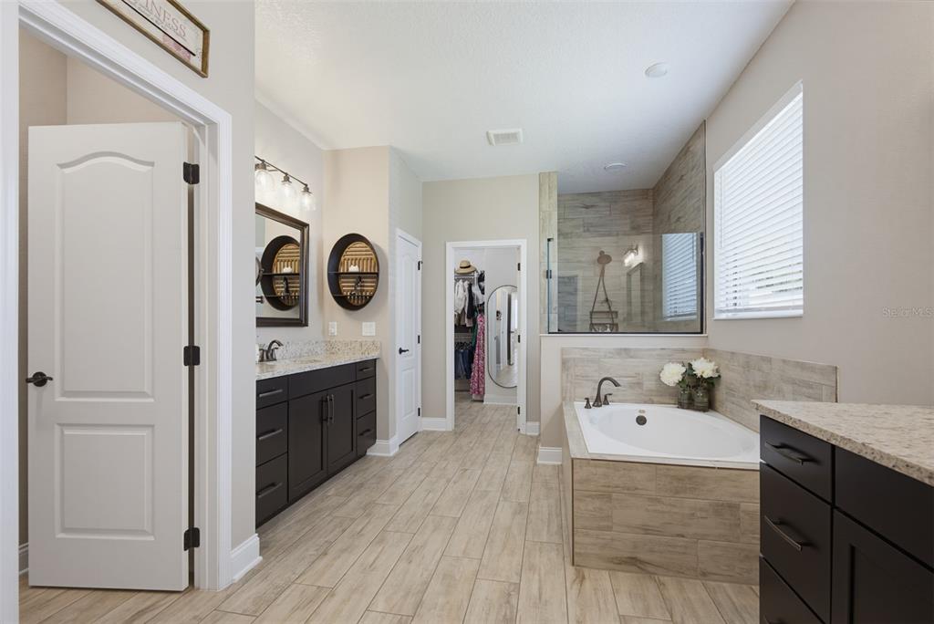 143 Rosa Bella View DeBary, FL 32713 - Photo 32 of 97