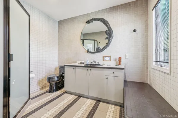 $1,979,000 | 17 Magnolia Drive, Greenwich, CT 06831