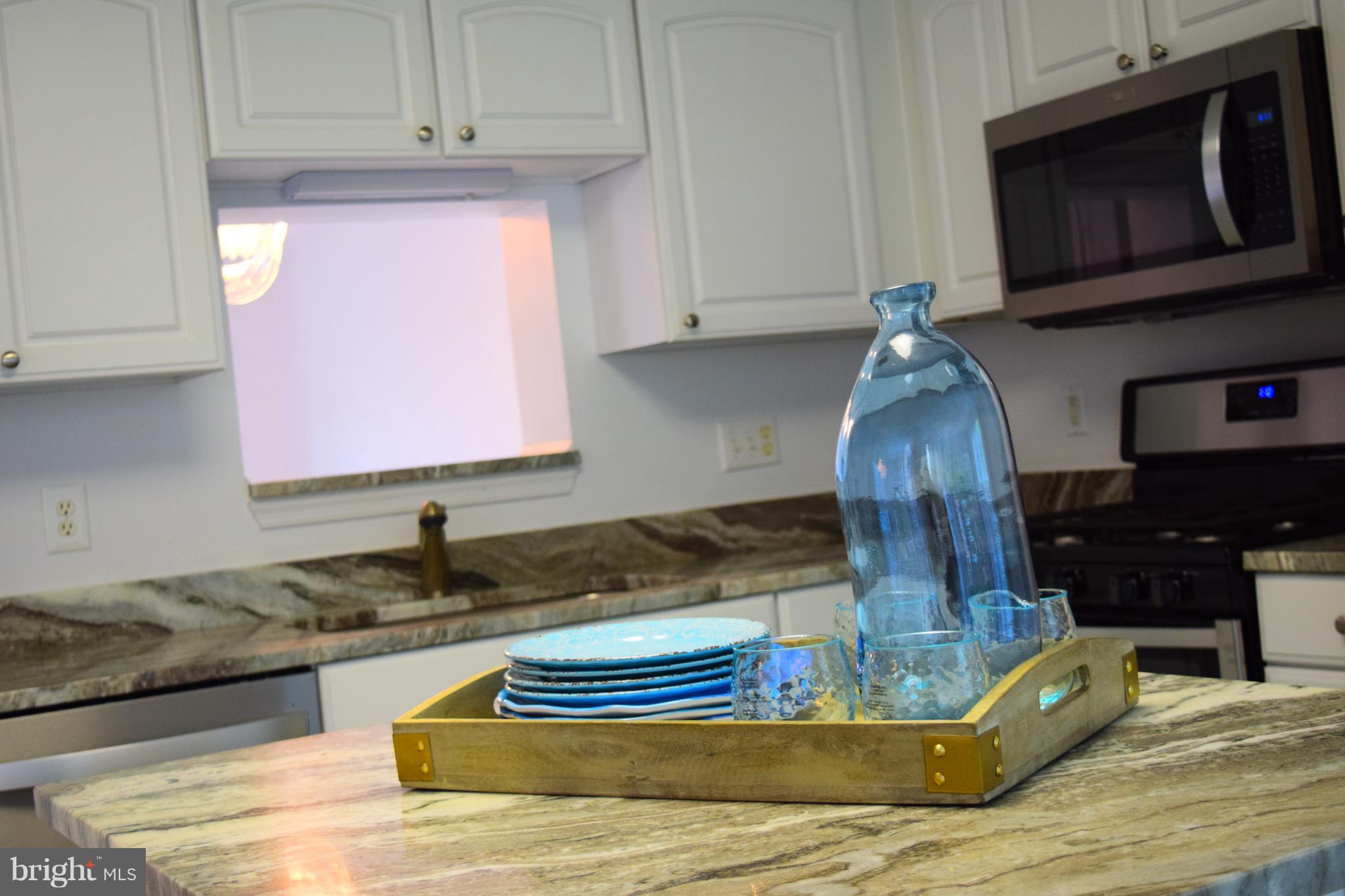 2544 Summers Ridge Drive Odenton, MD 21113 - Photo 10 of 30 Kitchen w/marble countertop,new appliances