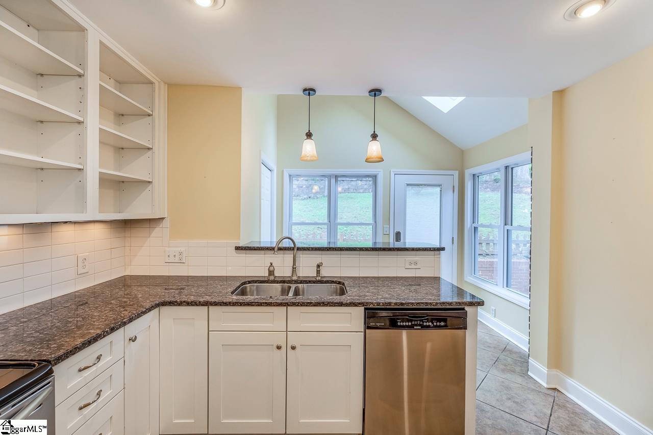 314 Chick Springs Road Greenville, SC 29609 - Photo 23 of 39 Gallery Image 23