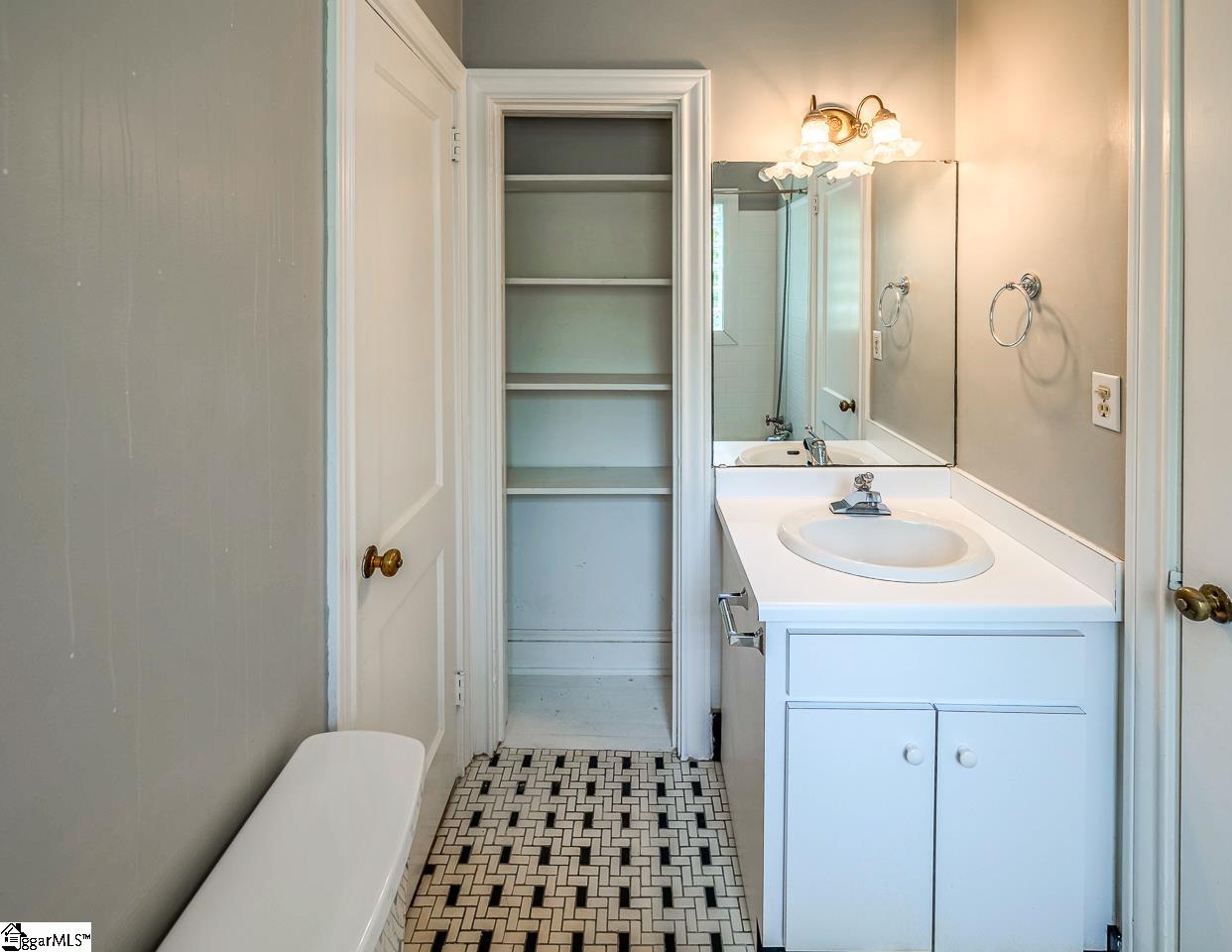 314 Chick Springs Road Greenville, SC 29609 - Photo 29 of 39 Gallery Image 29