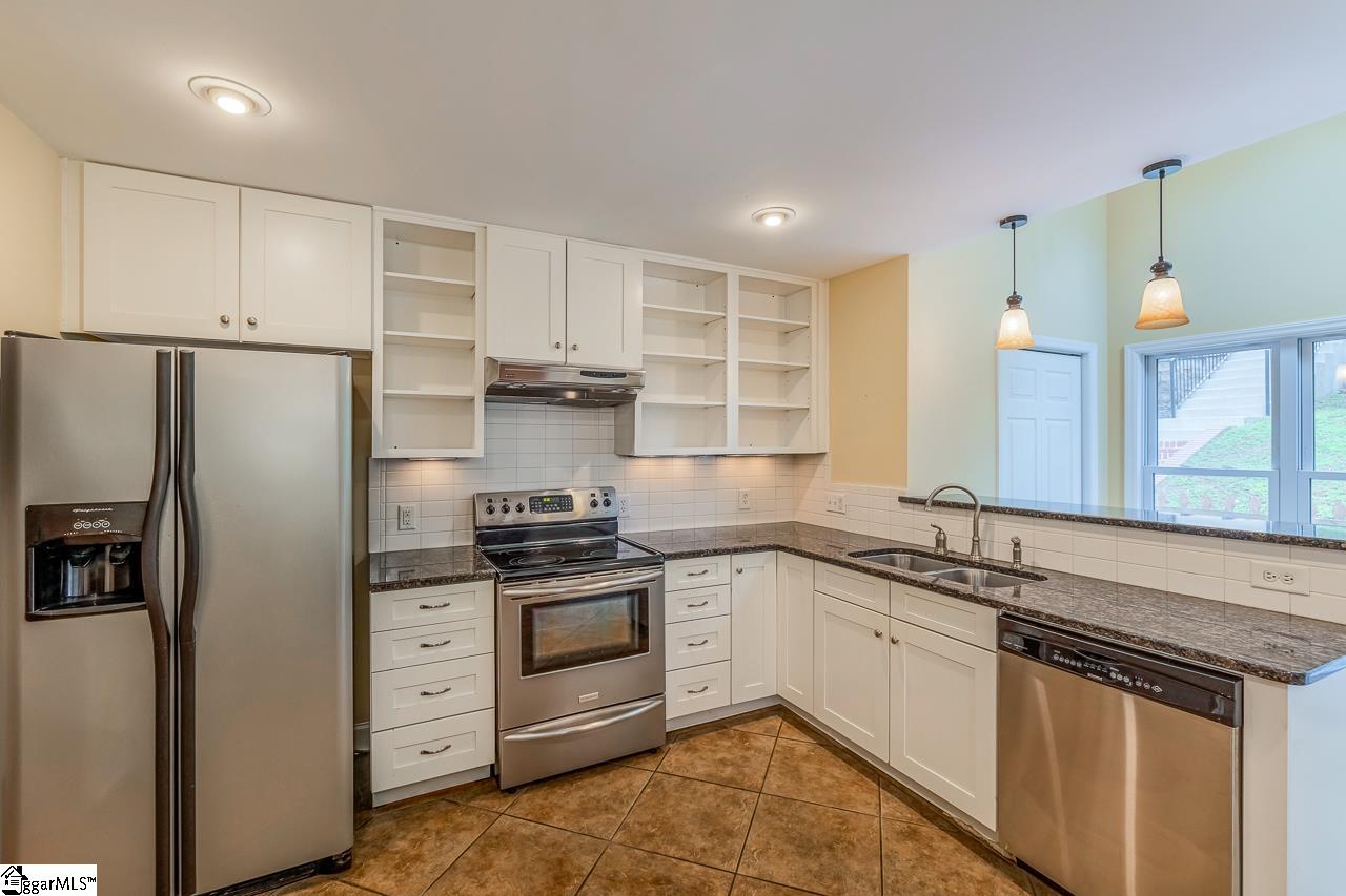 314 Chick Springs Road Greenville, SC 29609 - Photo 5 of 39 Gallery Image 5