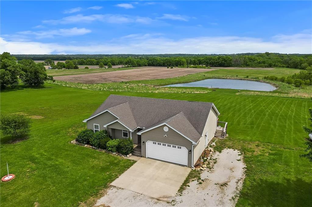 13451 North Garner Road Richmond, MO 64085 - Photo 2 of 40