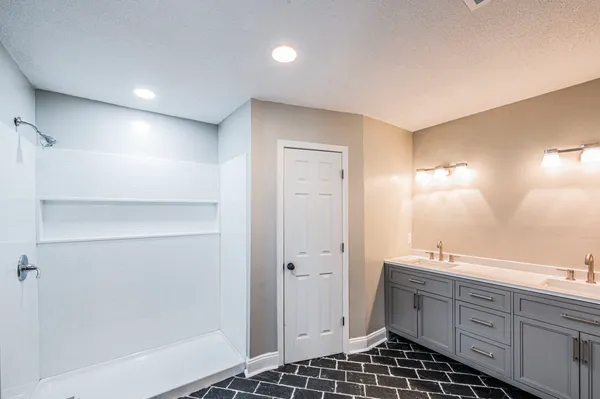 $230,000 | 204 Wilson Avenue, Auburn, KY 42206