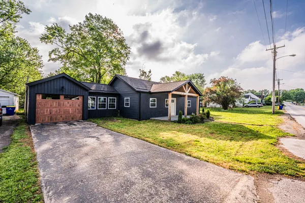 $230,000 | 204 Wilson Avenue, Auburn, KY 42206