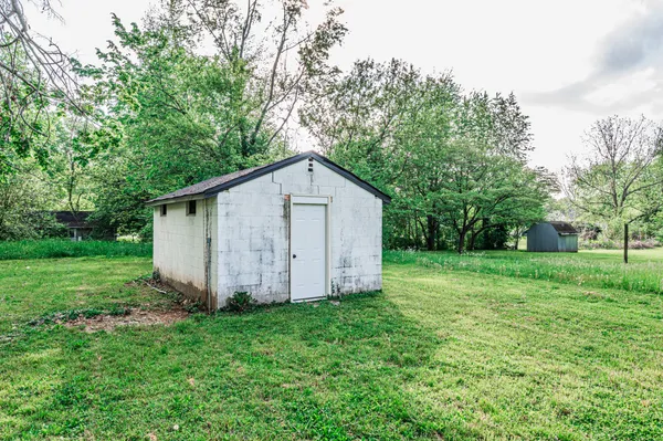 $230,000 | 204 Wilson Avenue, Auburn, KY 42206