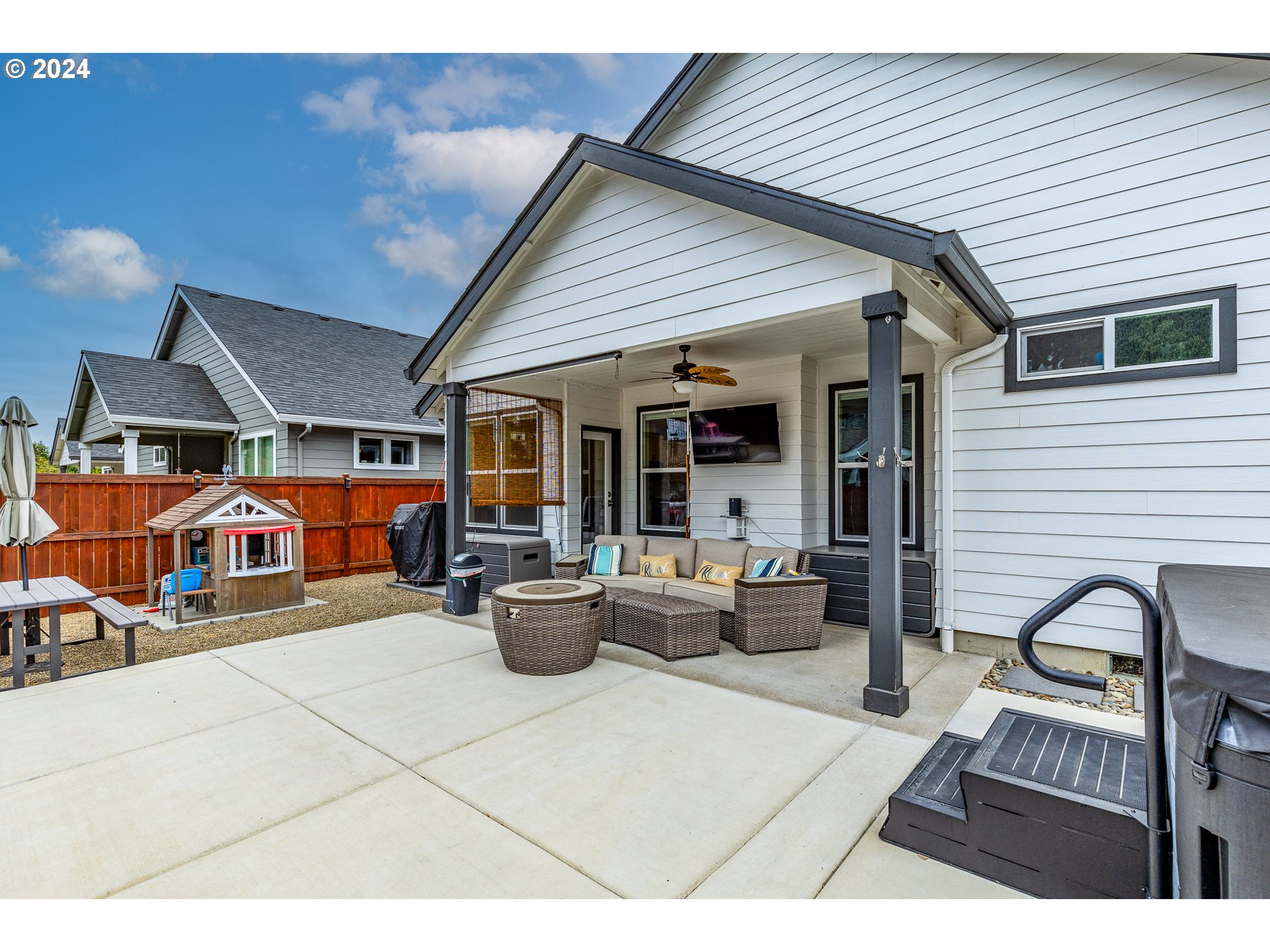 1044 West Olympic Street Springfield, OR 97477 - Photo 34 of 37 a view of house with patio