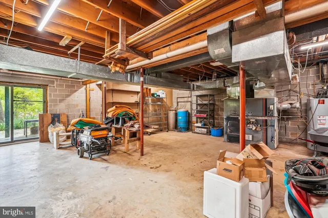 a view of outdoor space yard deck and patio