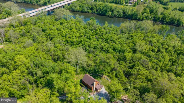 $895,000 | 245 River House Lane, Boyce, VA 22620