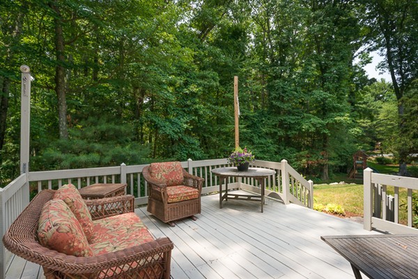 42 Sheffield Road Boxford, MA 01921 - Photo 5 of 30