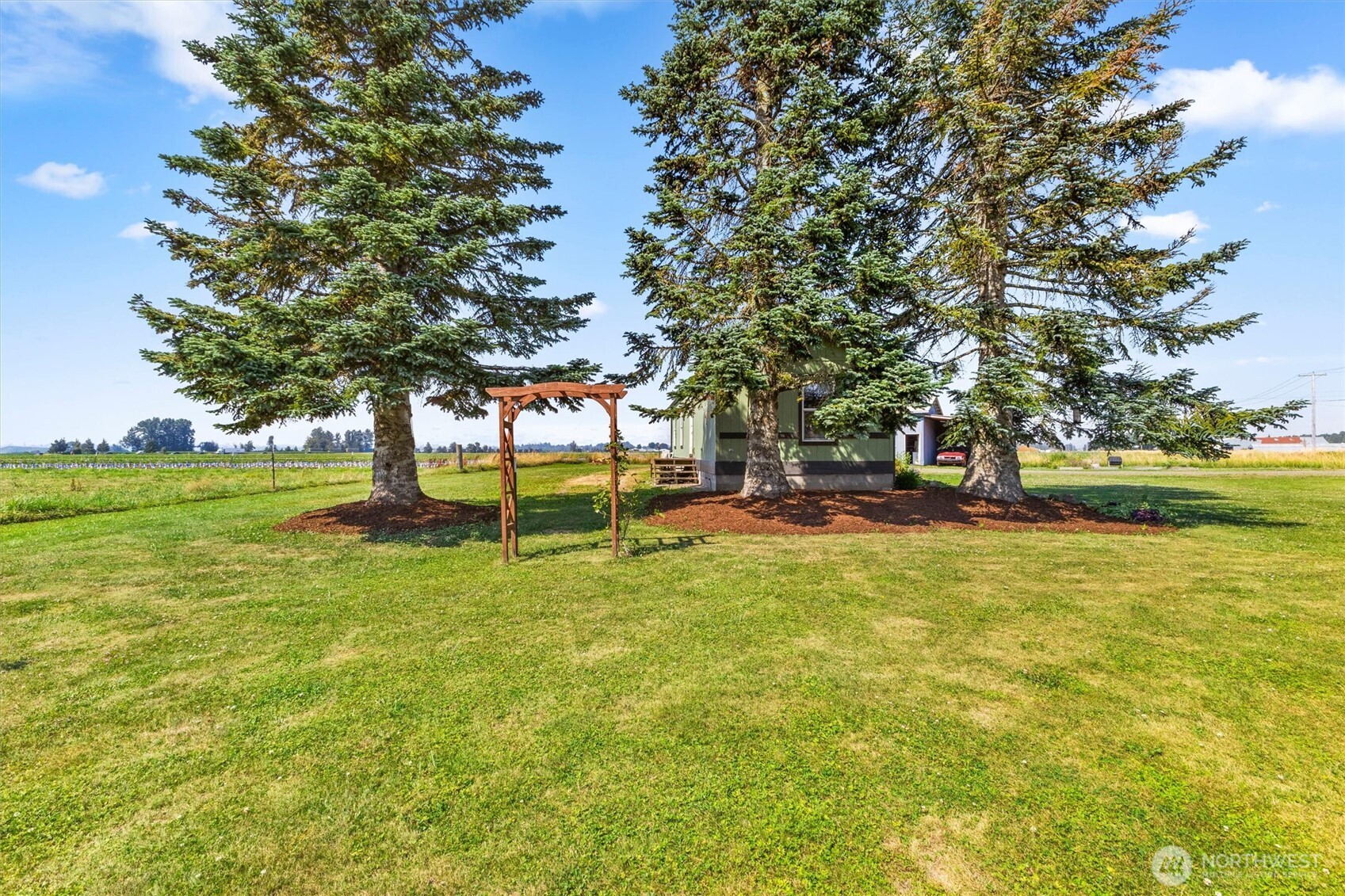 8902 Telegraph Road Sumas, WA 98295 - Photo 29 of 37 Gallery Image 29