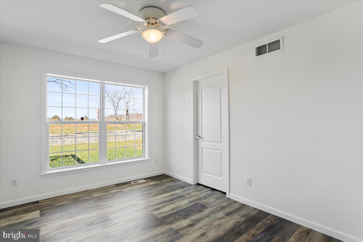 97 Lair Way Inwood, WV 25428 - Photo 18 of 28