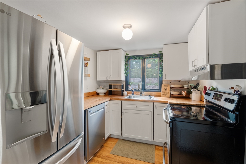 84 Windsor Avenue Swampscott, MA 01907 - Photo 5 of 30