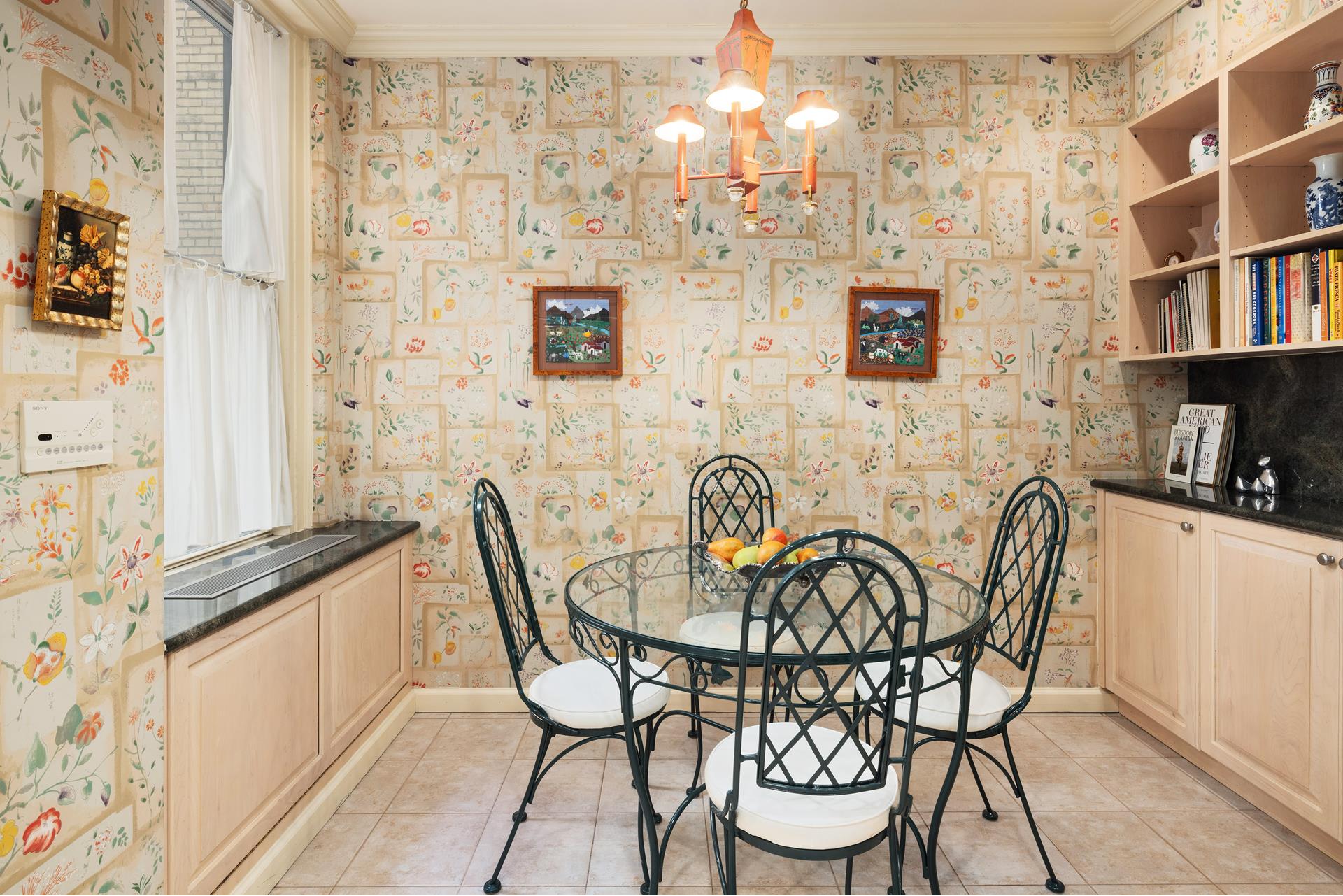 33 East 70th Street, Unit 7C Manhattan, NY 10021 - Photo 7 of 12