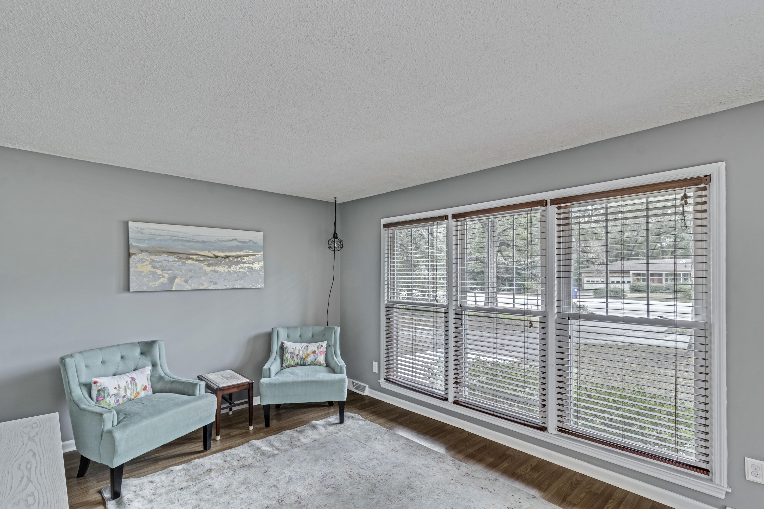 683 Harbor View Road Charleston, SC 29412 - Photo 3 of 31 25