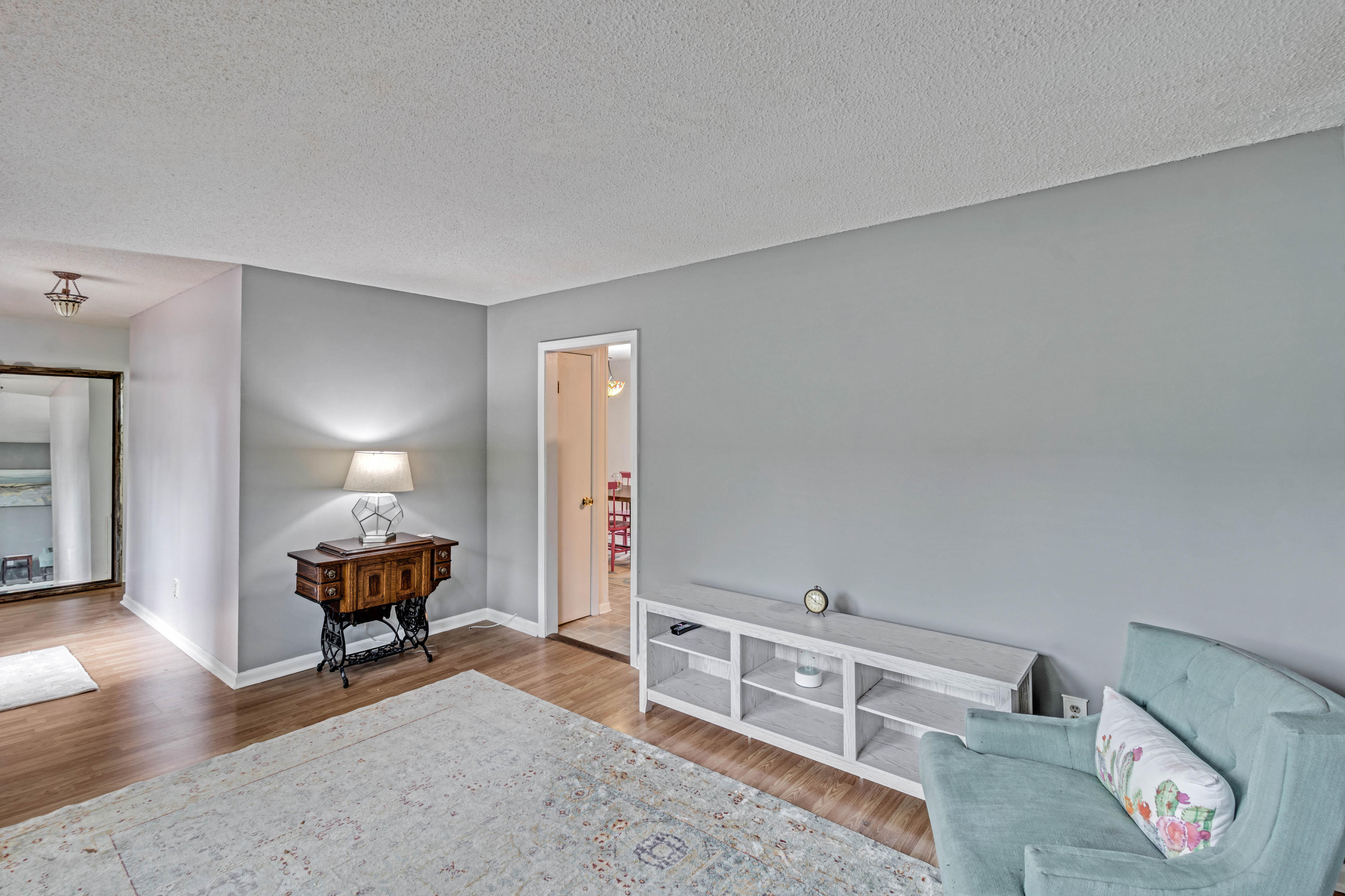 683 Harbor View Road Charleston, SC 29412 - Photo 4 of 31 26