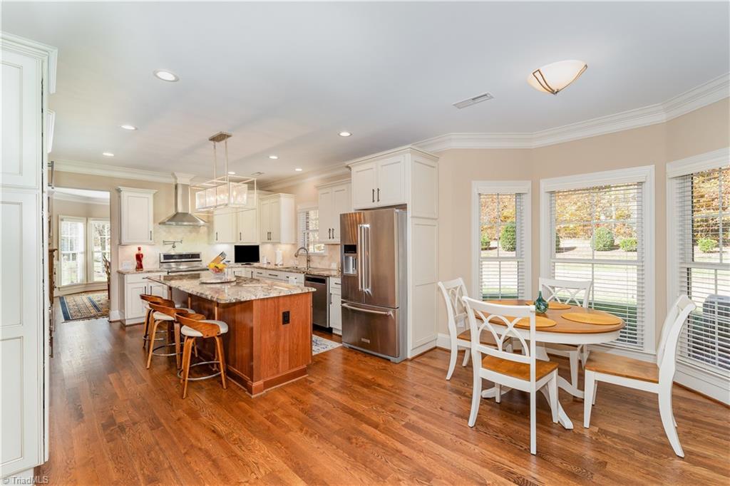 7901 Quiet Place Oak Ridge, NC 27310 - Photo 10 of 44