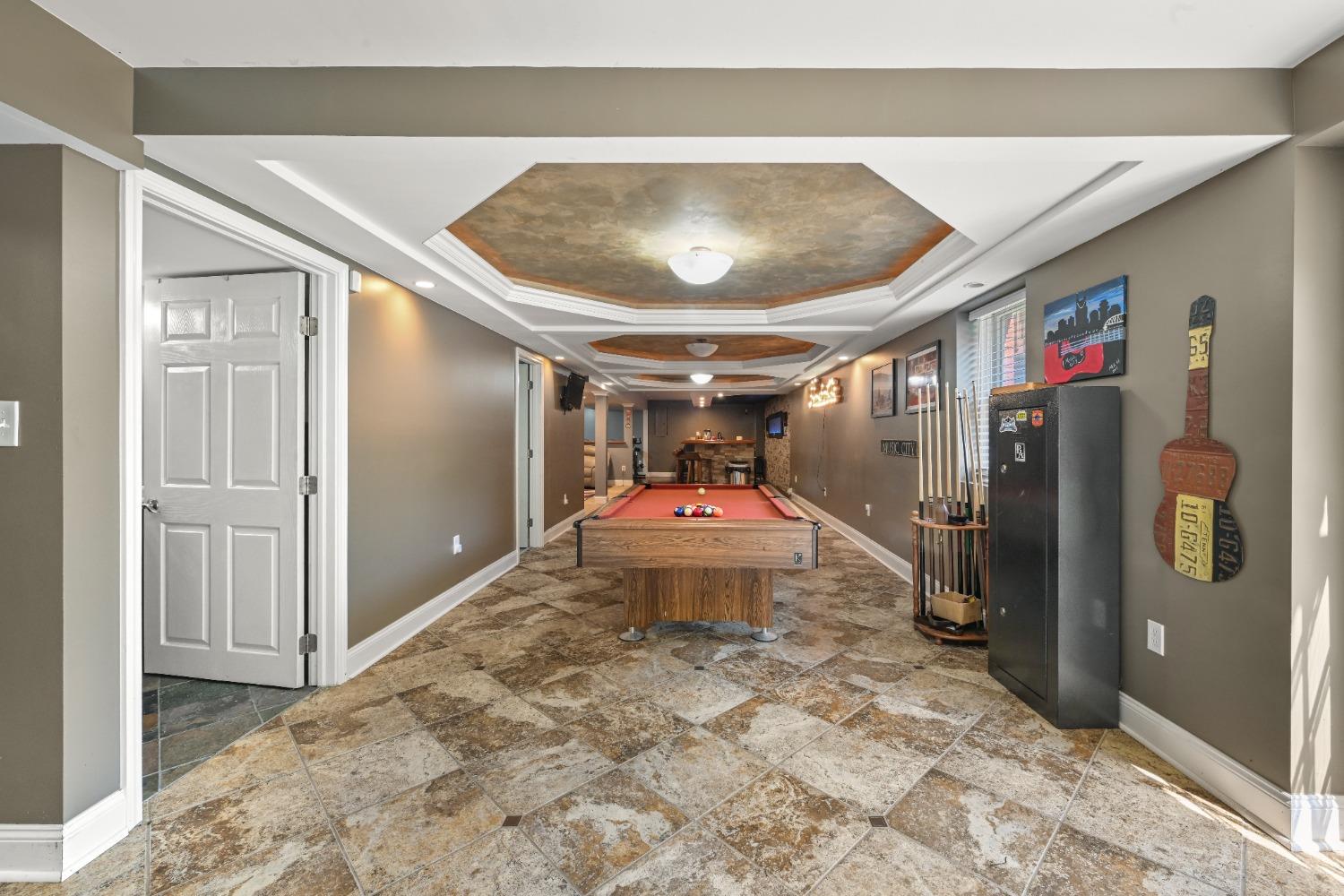 24620 Tree Top Drive Sunman, IN 47041 - Photo 6 of 37