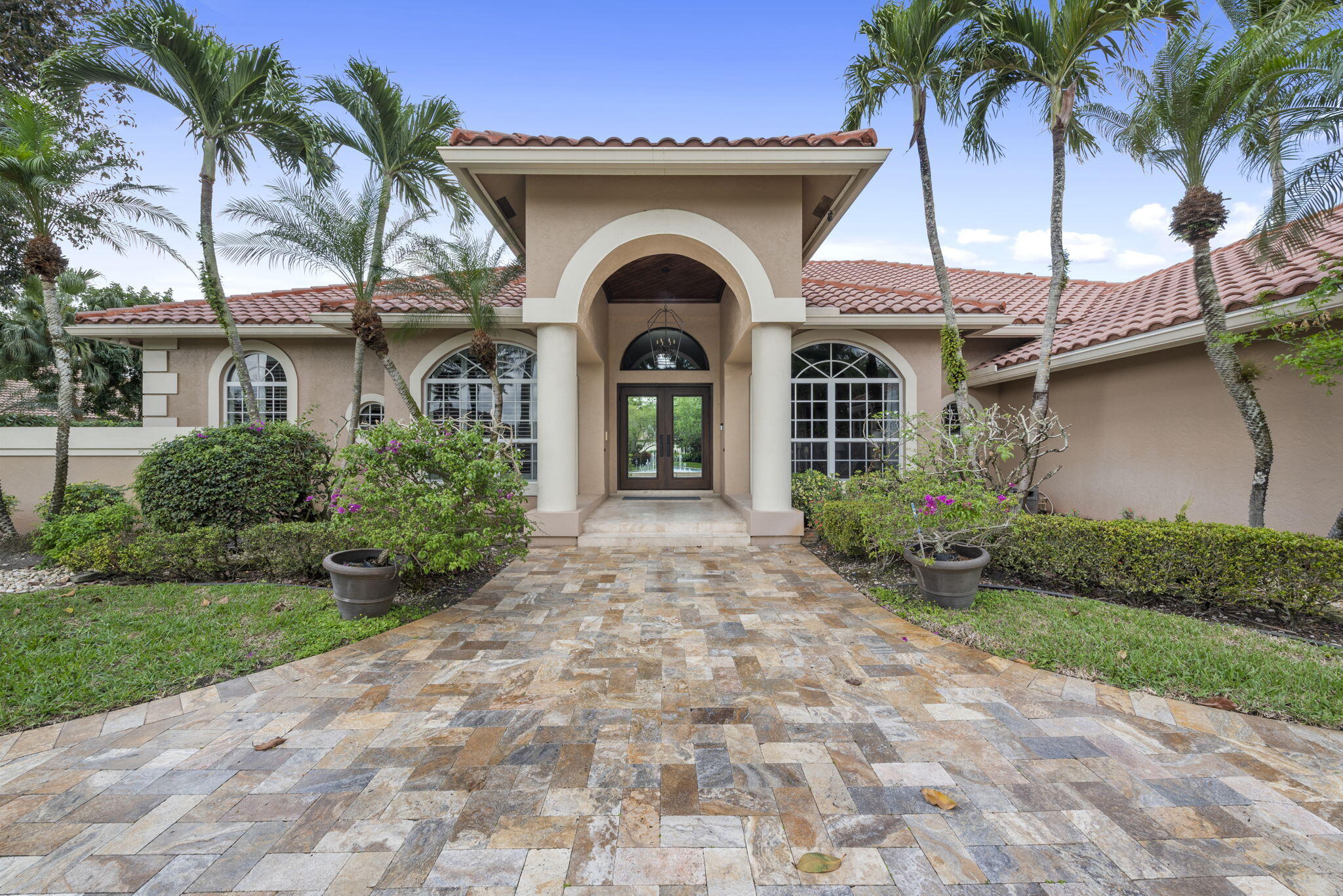 7900 East Upper Ridge Drive Parkland, FL 33067 - Photo 2 of 53 45-web-or-mls-_BWP7089