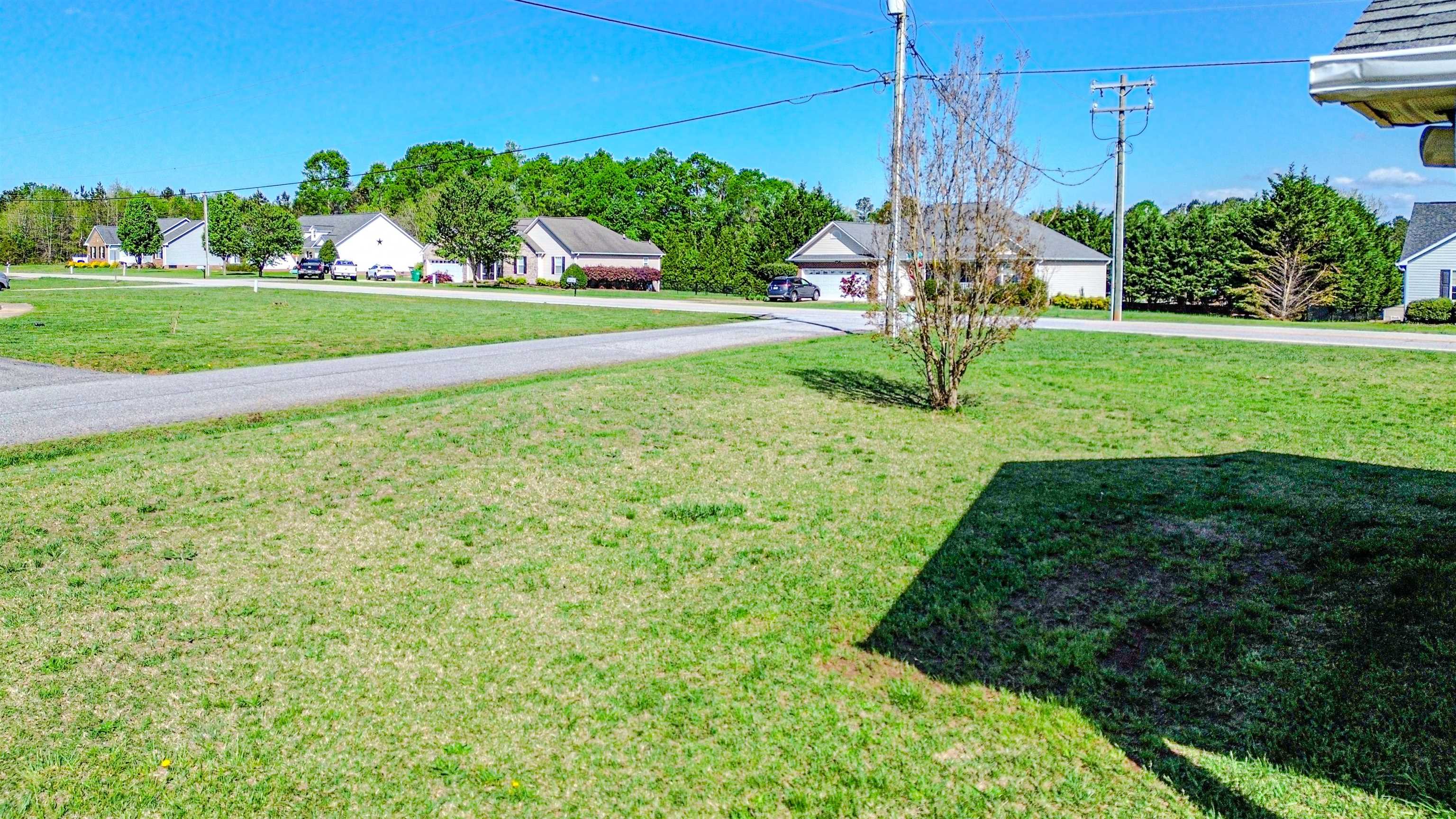 1089 Robbs School Road Gaffney, SC 29341 - Photo 11 of 35