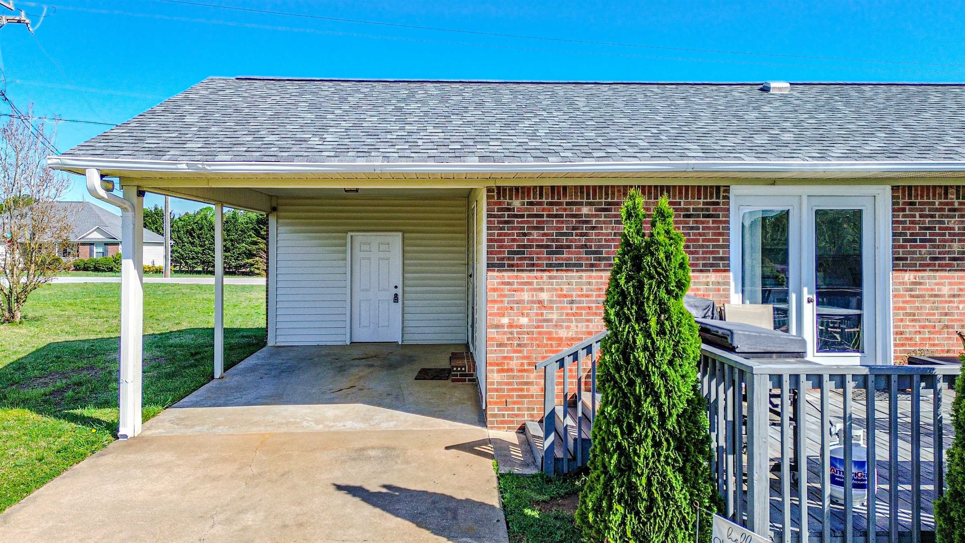 1089 Robbs School Road Gaffney, SC 29341 - Photo 4 of 35
