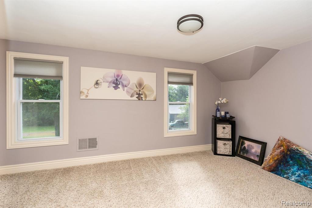 2341 West Auburn Road Rochester Hills, MI 48309 - Photo 20 of 57