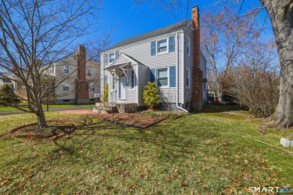 $900 | 26 St Augustine Street, West Hartford, CT 06110