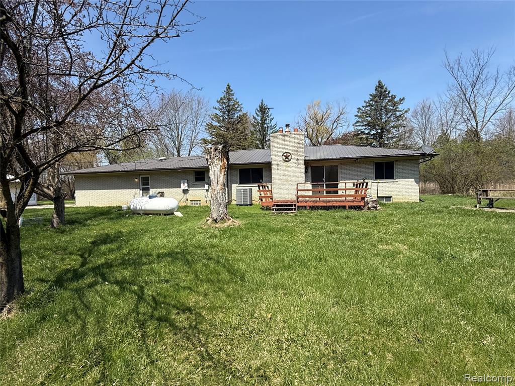 11779 Dunn Road Memphis, MI 48041 - Photo 3 of 37