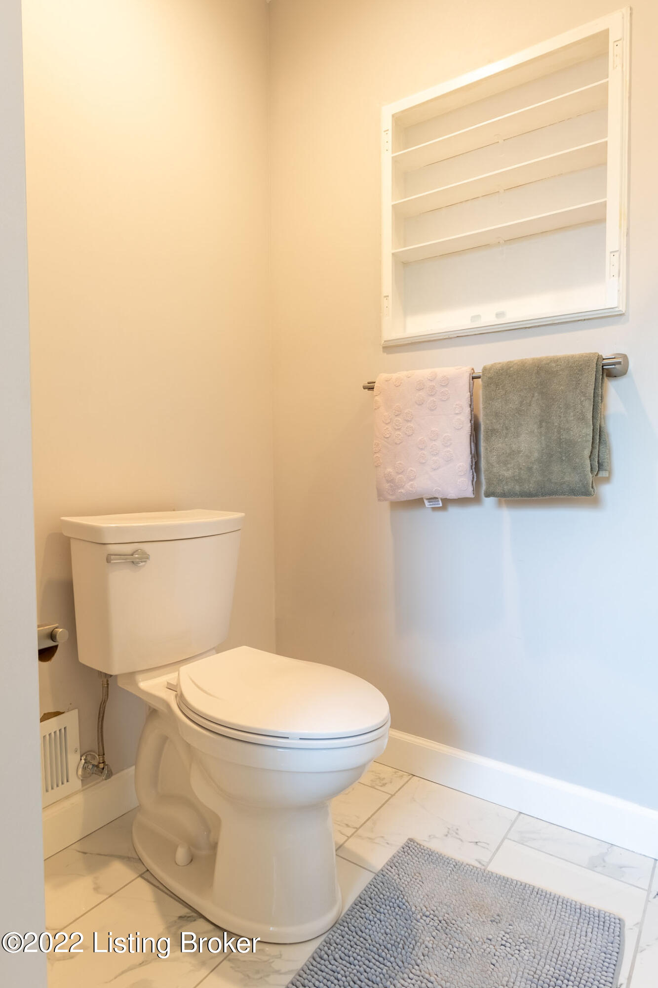 207 Don Allen Road Louisville, KY 40207 - Photo 19 of 32 19