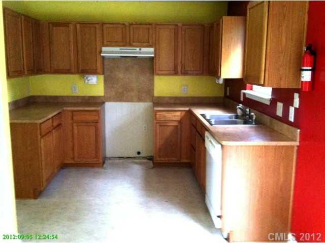 1112 Catawba Run Road Lowell, NC 28098 - Photo 4 of 8 Gallery Image 4