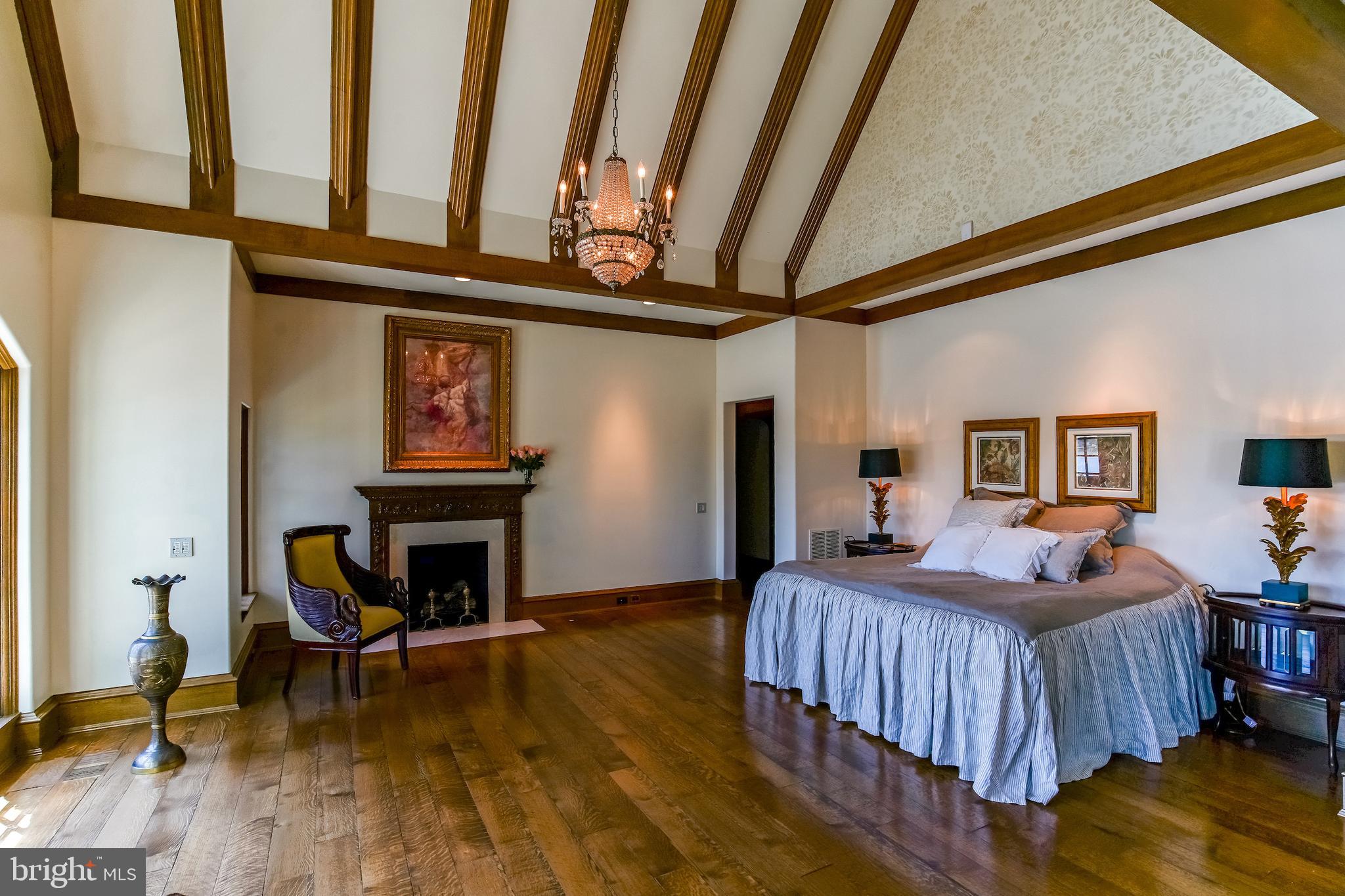 869 Childs Point Road Annapolis, MD 21401 - Photo 22 of 51 Master suite