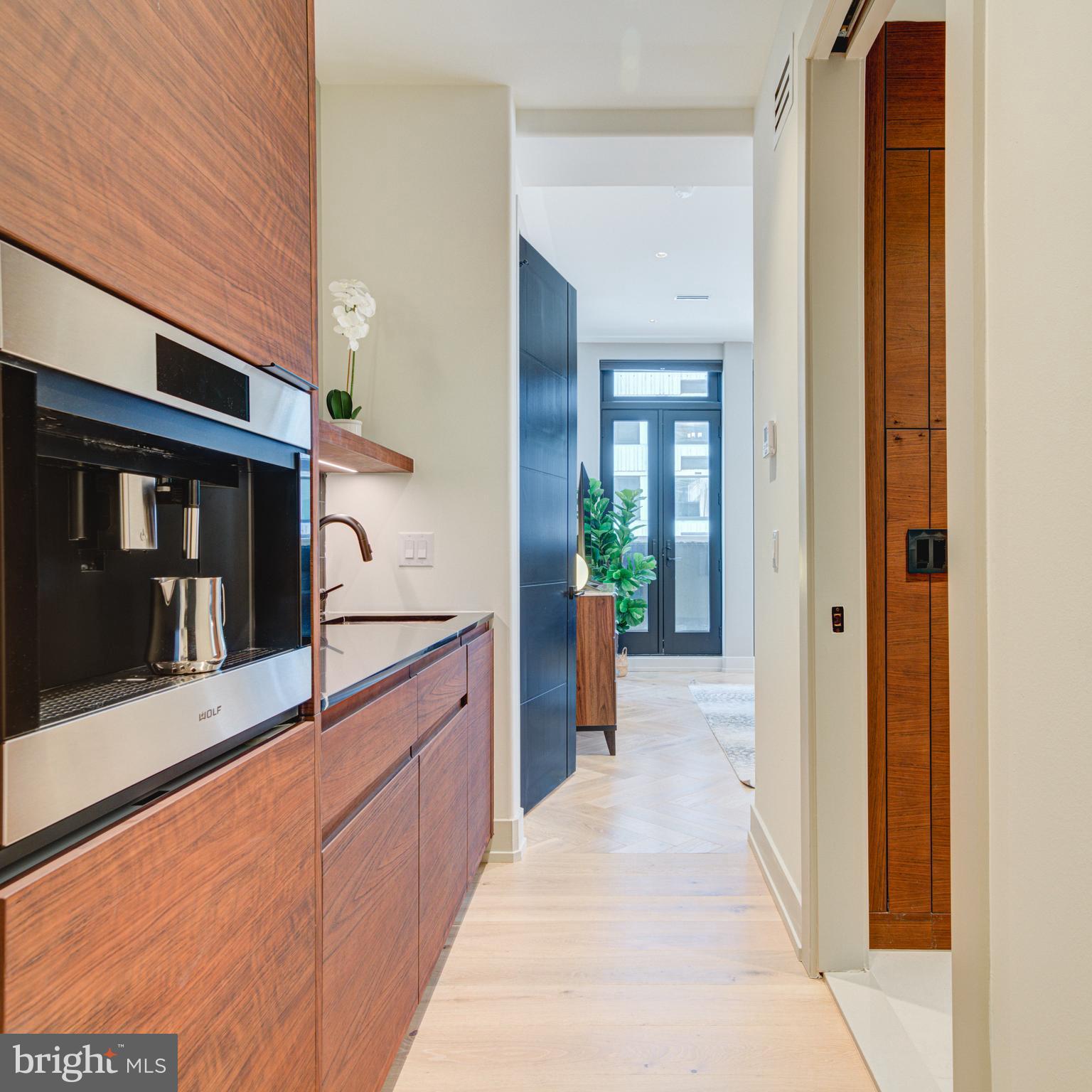 111 South 24th Street Philadelphia, PA 19103 - Photo 37 of 57 a large bathroom with a sink and mirror