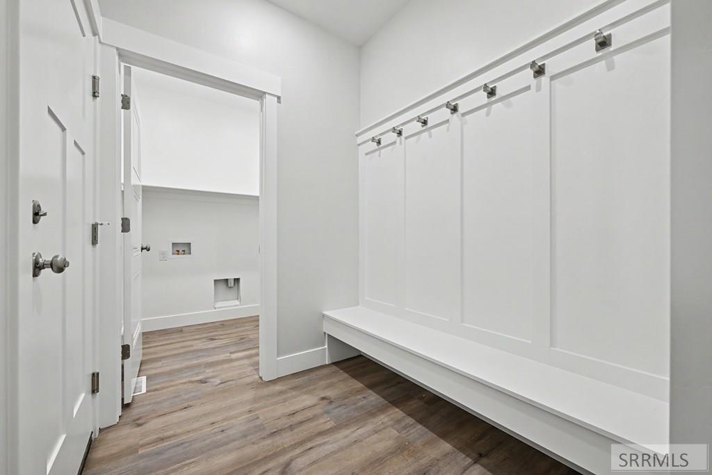 3076 Elixir Road Ammon, ID 83406 - Photo 11 of 16 Mud Room to Laundry Room