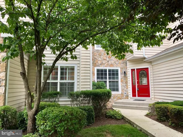 $4,200 | 20150 Valhalla Square, Ashburn, VA 20147