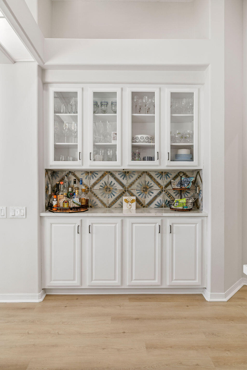 527 Indigo Loop Miramar Beach, FL 32550 - Photo 22 of 40 a view of a window in the white room