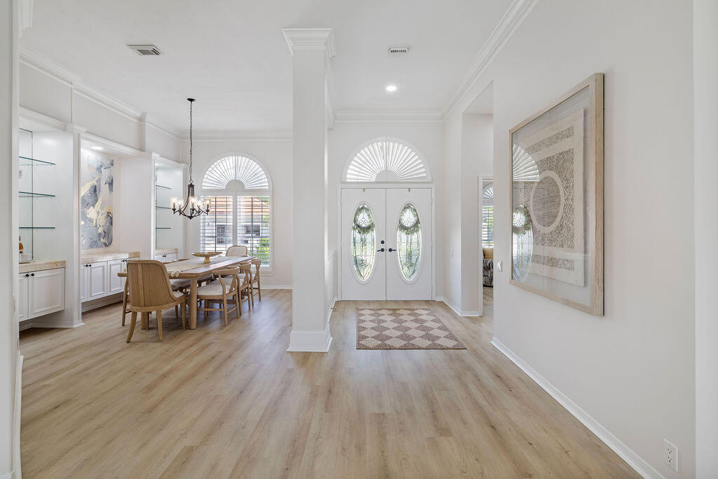 527 Indigo Loop Miramar Beach, FL 32550 - Photo 29 of 40 a living room with furniture and wooden floor