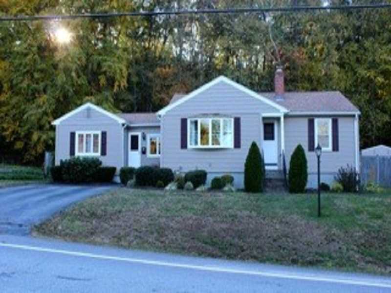 272 Old County Road Smithfield, RI 02917 - Photo 1 of 24 Exterior Front.