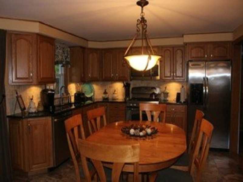 272 Old County Road Smithfield, RI 02917 - Photo 2 of 24 Kitchen.