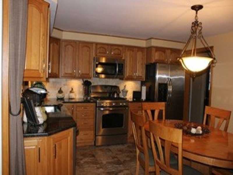 272 Old County Road Smithfield, RI 02917 - Photo 3 of 24 Kitchen.